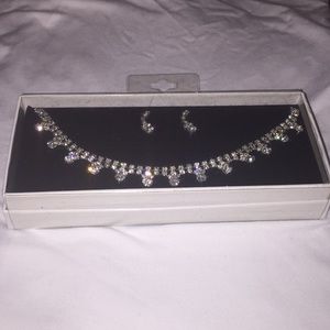 Earing and Necklace set